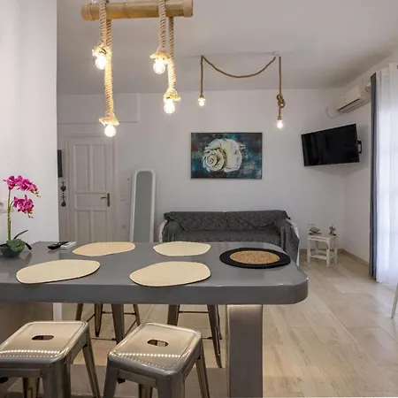 Appartement Zen House In 2 Tínos